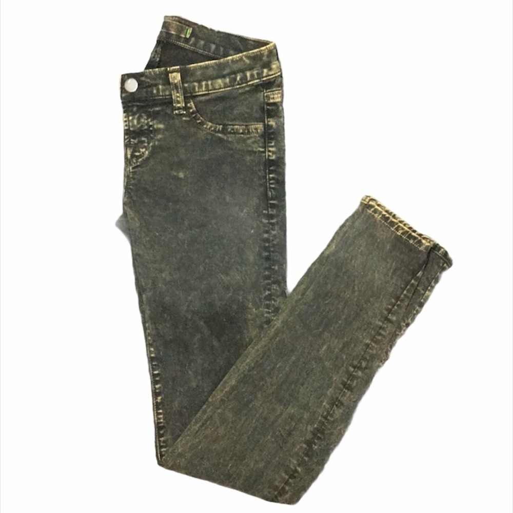 J Brand The Pencil Leg in Lava Size 24